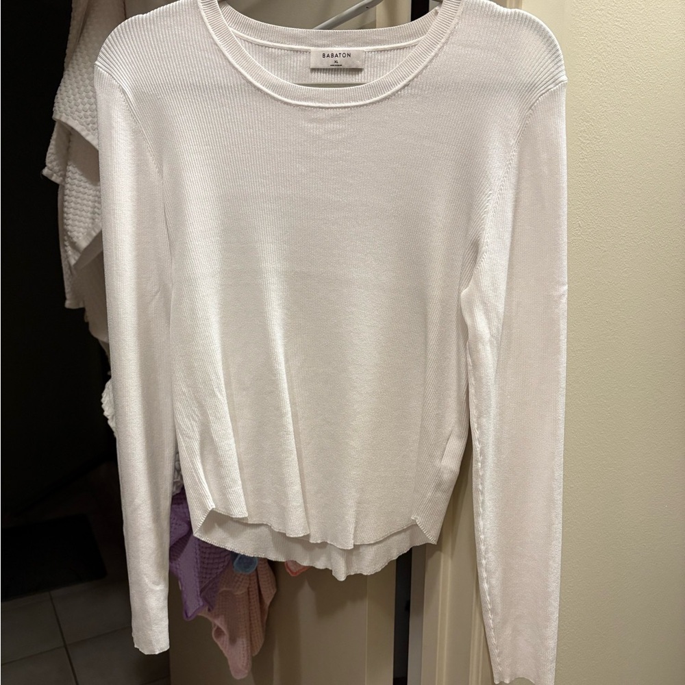 Aritzia babaton white long sleeve shirt XL contour ribbed